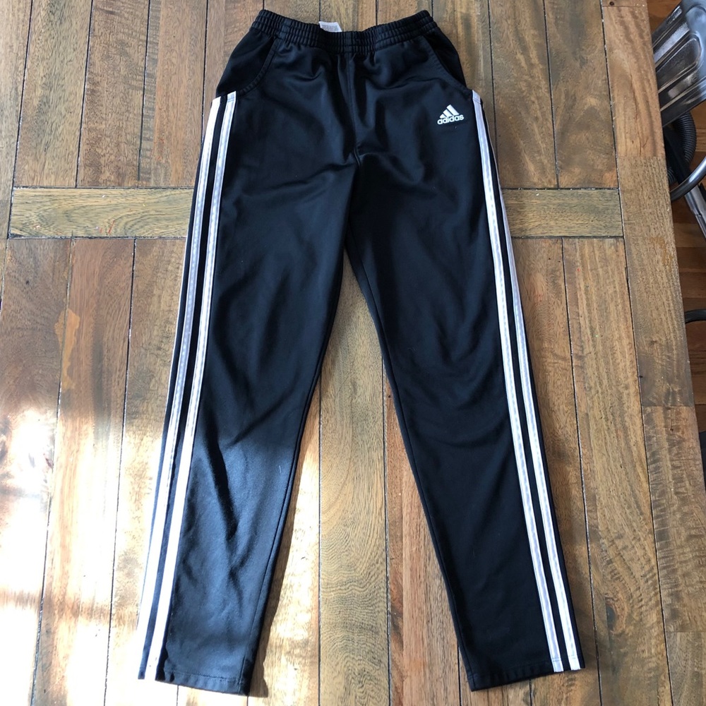 Long athletic pants